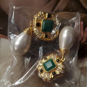 nib Valére Gold Tone Earrings With Onyx, Swarowski Crystals And Pearls